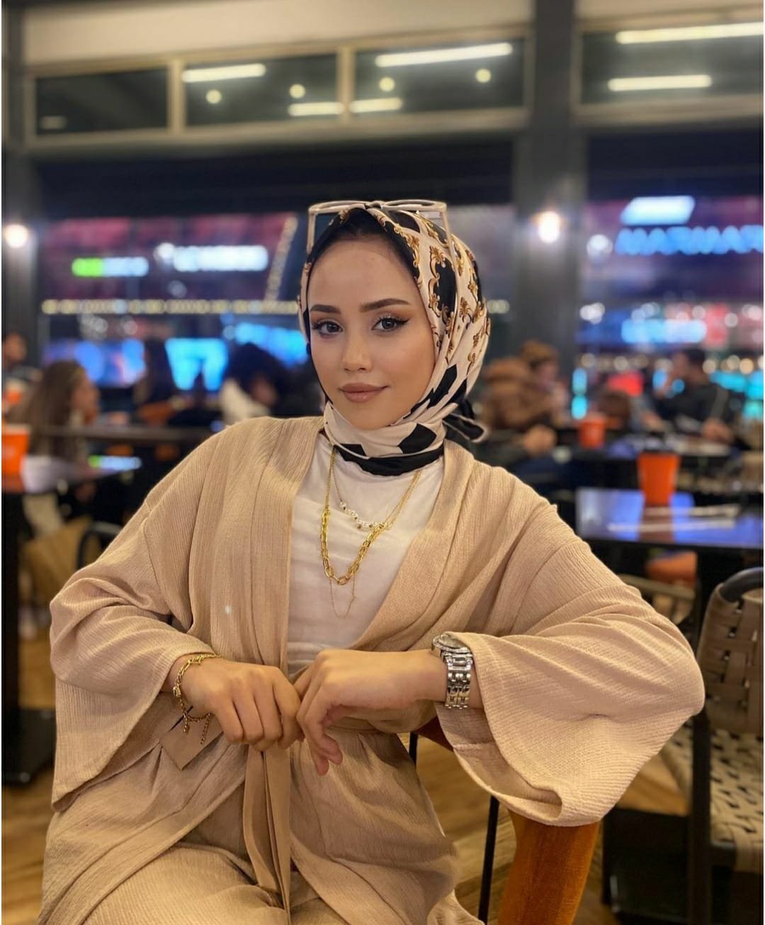 Karaburun Asil Bayan Bayan Escort Aytül